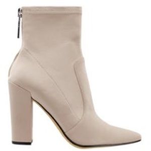 Dolce Vita Womens Elana Sock Booties